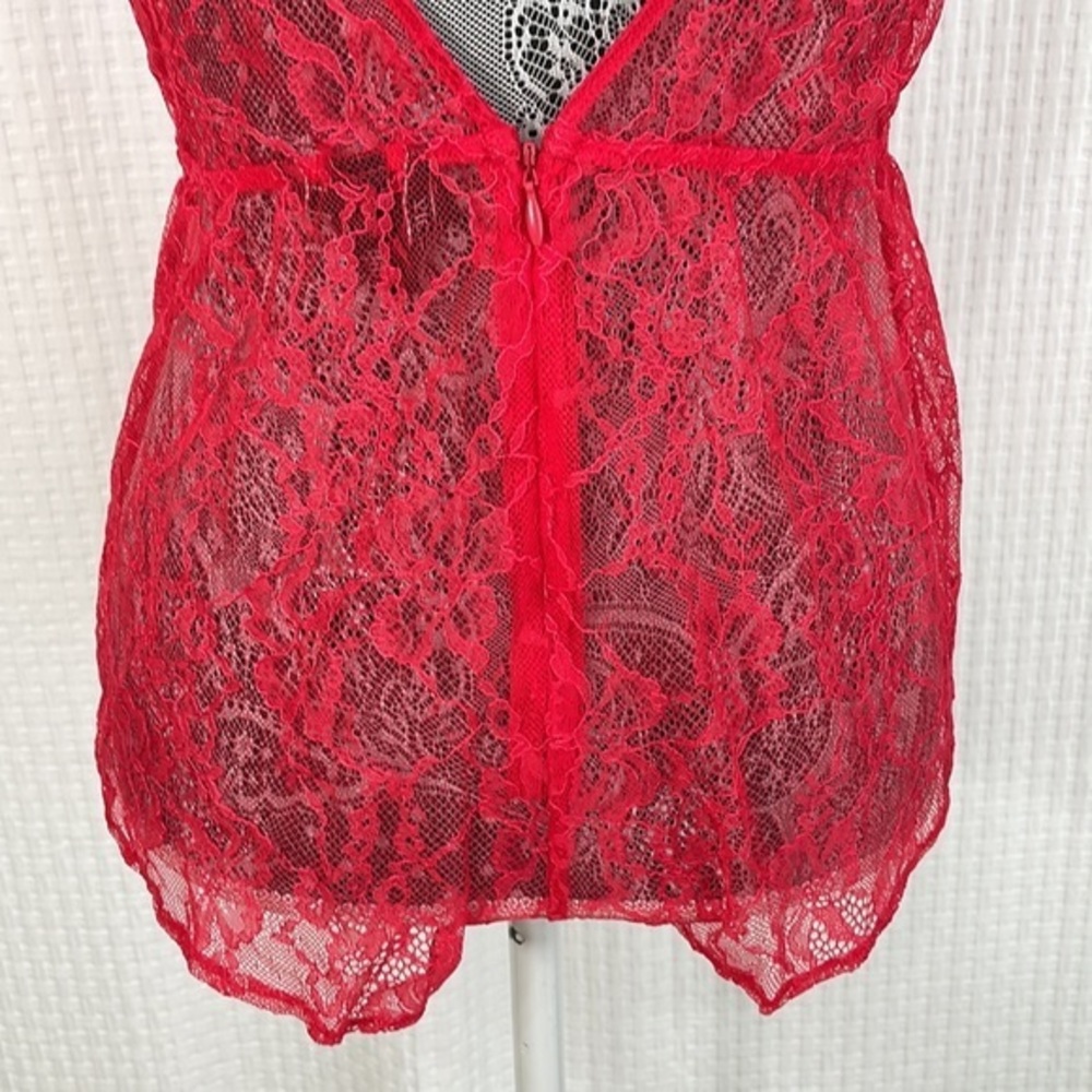 Victoria’s Secret red lace negligee. Size Small. Excellent used condition. - Picture 7 of 11